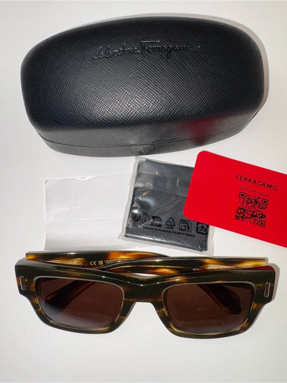 Ferragamo NIB $415 Tortoise Sunglasses Full Set SF214S Italy
